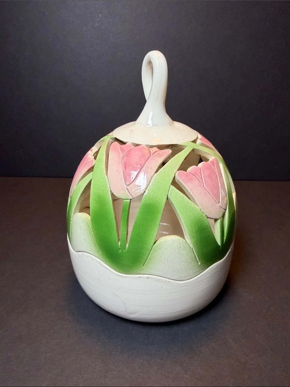 Vintage David W. Nelson Ceramic Tulip Cutout Luminary